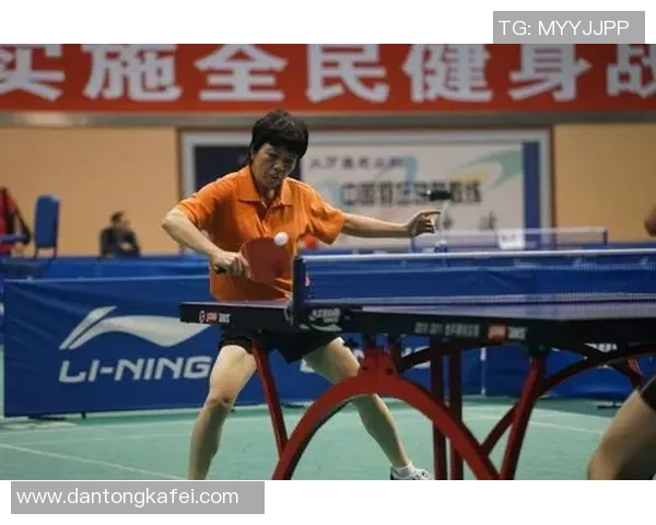 重庆乒乓球队耐力训练的深度分析与提升策略探讨 重庆乒乓球队耐力训练的深度分析与提升策略探讨