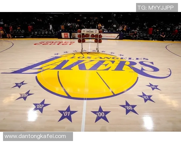 北京羽毛球队逆袭之路：从低谷到辉煌的全景解读与展望