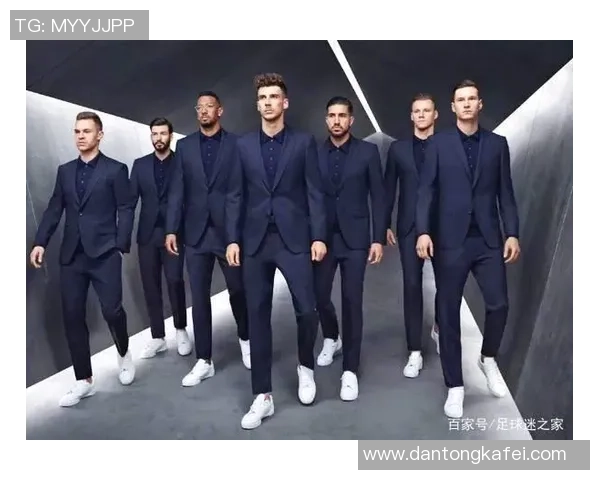 足球明星时尚穿搭每日分享展现球场外的个性魅力与风格 足球明星时尚穿搭每日分享展现球场外的个性魅力与风格